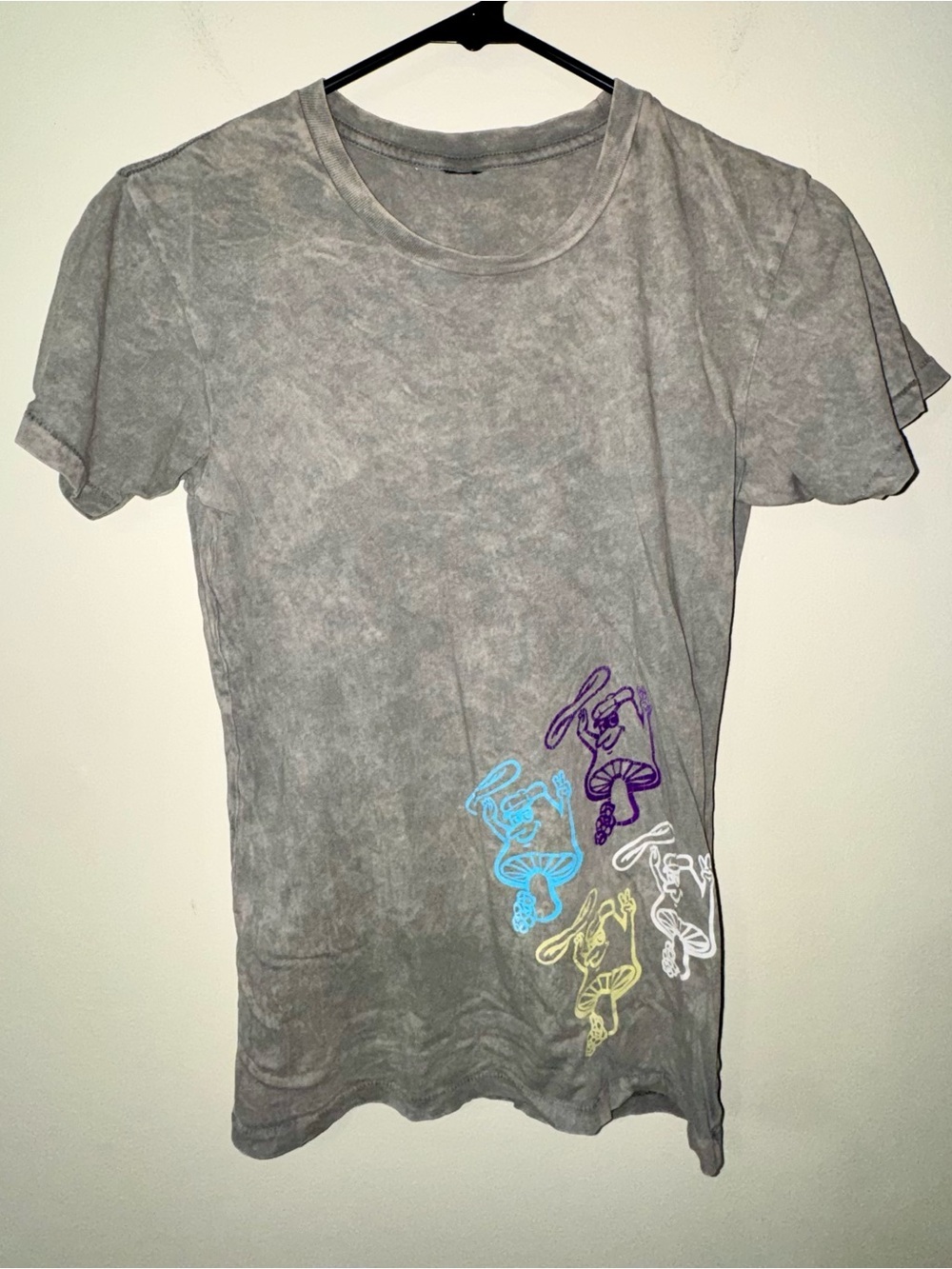 Mellow Mushroom Gray Mineral-Wash Graphic Mushroom Tee